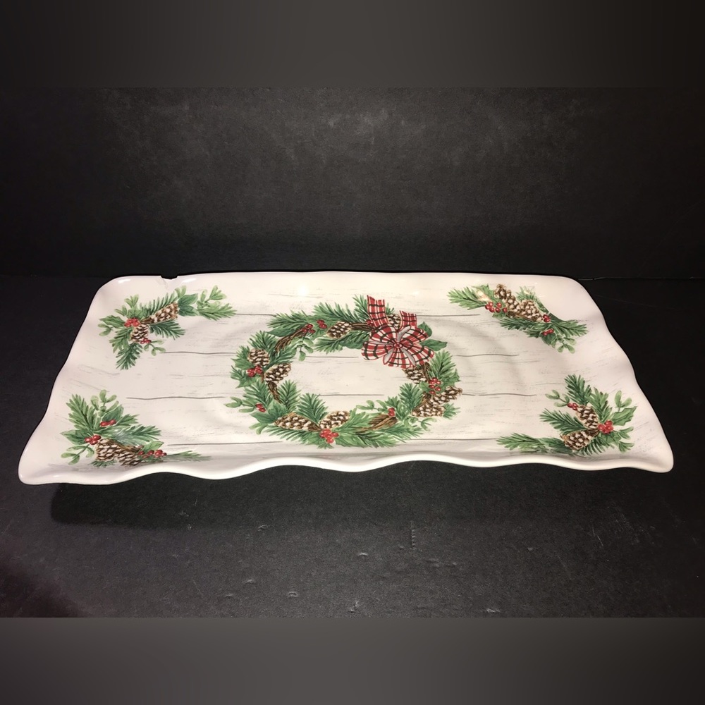 MAXCERA CHRISTMAS WREATH PINE CONES & BERRIES PLAID BOW TIES SERVING TRAY